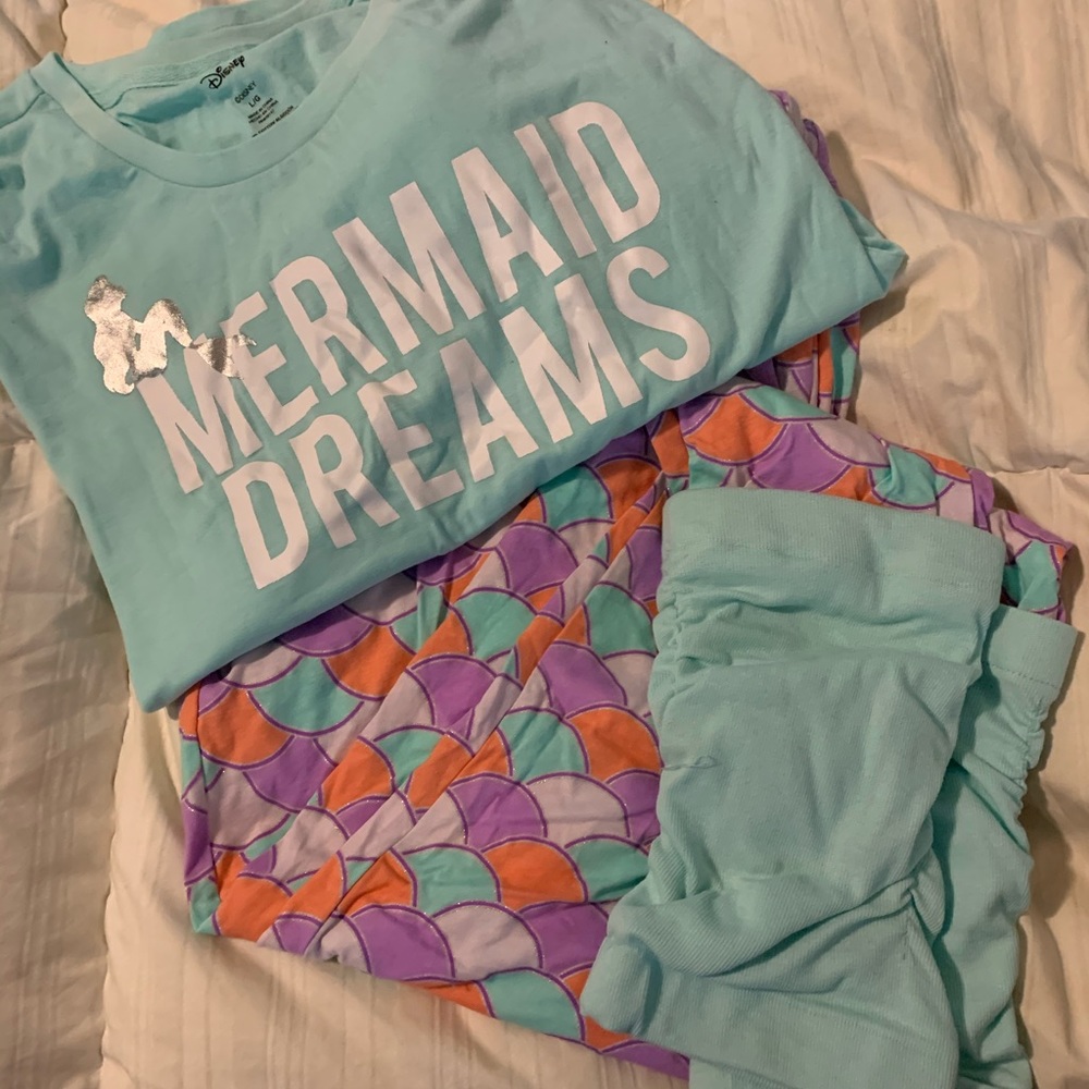 Women’s pajama set